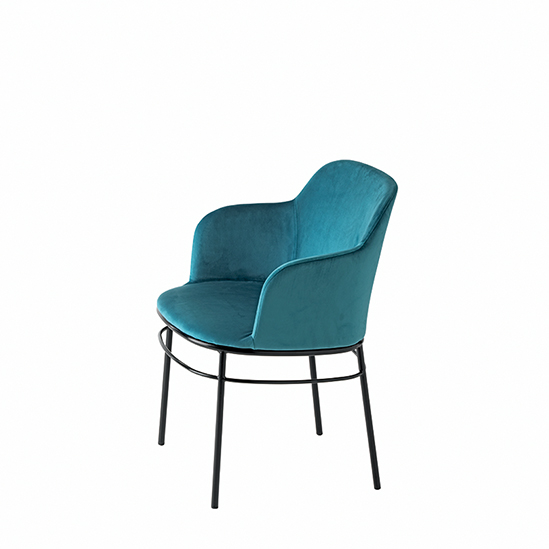 <p>et-al-poltrone-di-design-imbottite-agami-1151</p>