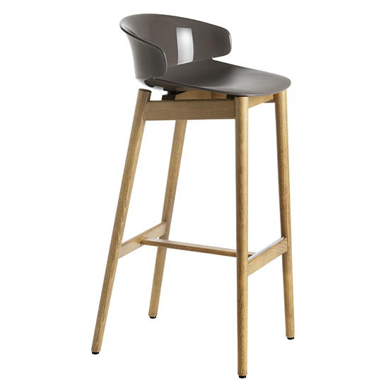 <p>sgabello-di-design-classy-1097-etal-design-luca-nichetto</p>